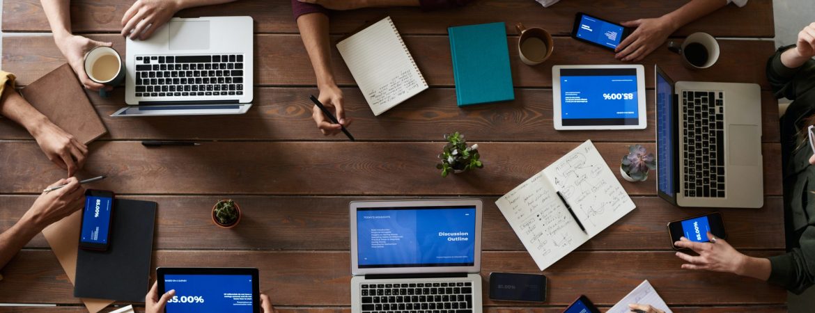 pexels-fauxels-3183150 pexels-fauxels-3183150